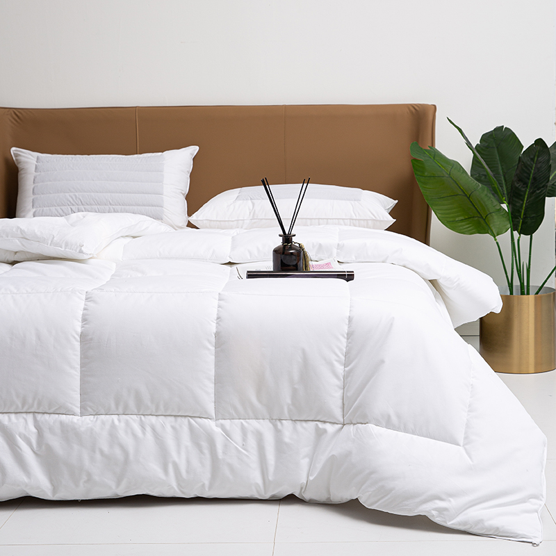 100% katoen, 300 g/m2 vullend dekbed Zomerdekbed Gewatteerd wit dekbedset Vervaardiging 100% katoen, 300 g/m2 vullend dekbed Zomerdekbed Gewatteerd wit dekbedset Vervaardiging