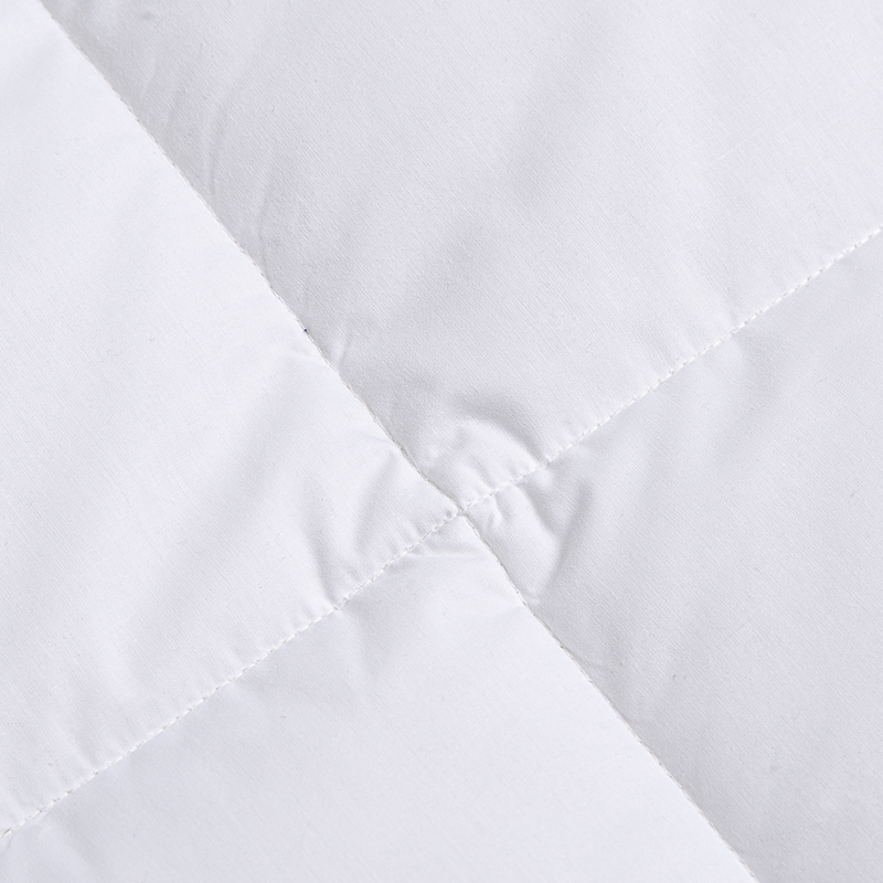 100% katoen, 300 g/m2 vullend dekbed Zomerdekbed Gewatteerd wit dekbedset Vervaardiging 100% katoen, 300 g/m2 vullend dekbed Zomerdekbed Gewatteerd wit dekbedset Vervaardiging