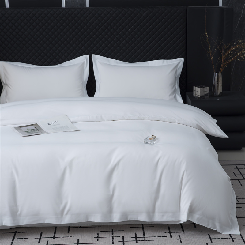 100% polyester 135gsm stoffen beddengoedset voor Economy Hotel