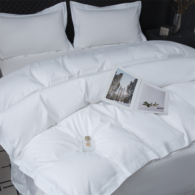 100% polyester 135gsm stoffen beddengoedset voor Economy Hotel 100% polyester 135gsm stoffen beddengoedset voor Economy Hotel