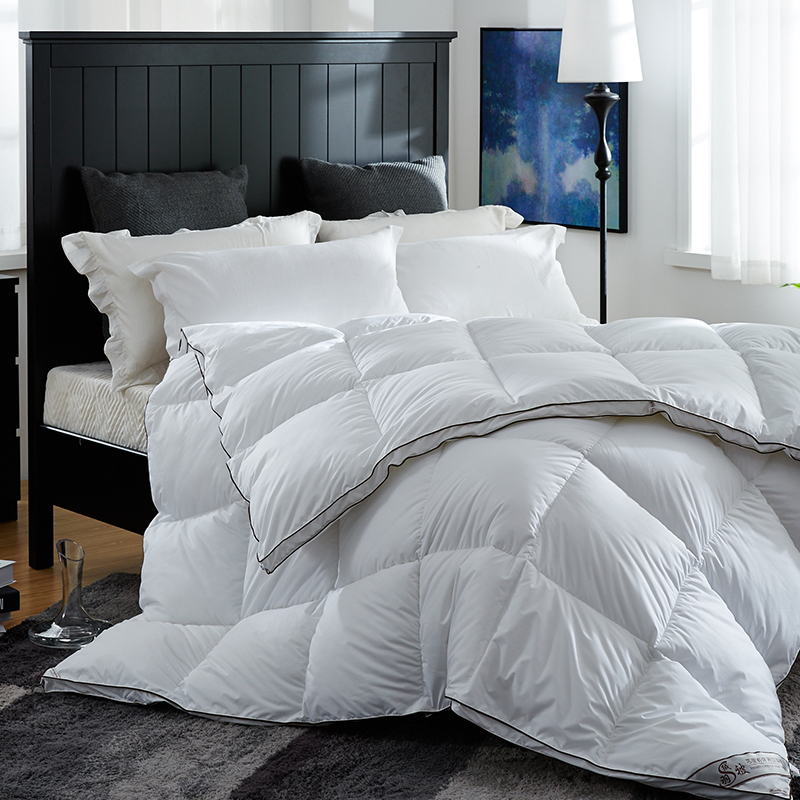 Eendendons Warm zacht dekbed met biezen 100% katoen Eendendons Warm zacht dekbed met biezen 100% katoen