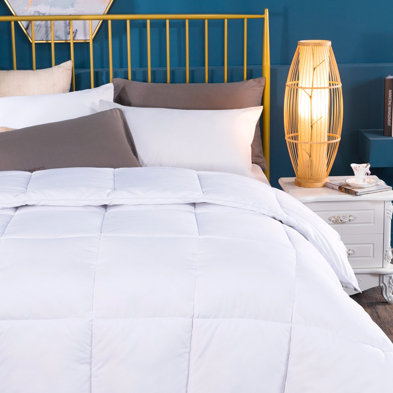 Dekbed van polyester, Silence-stof, microvezelvullend dekbed Dekbed van polyester, Silence-stof, microvezelvullend dekbed